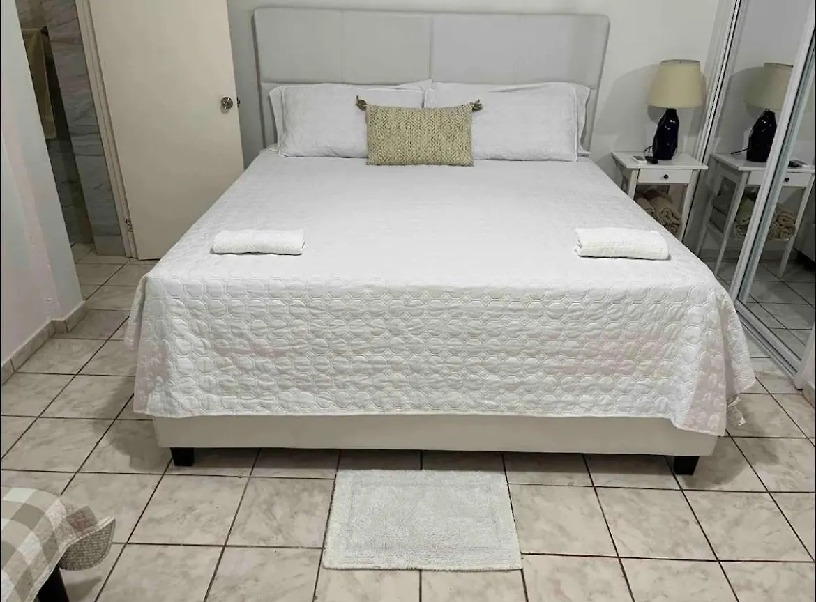 Shalex House 4 Διαμέρισμα Loiza