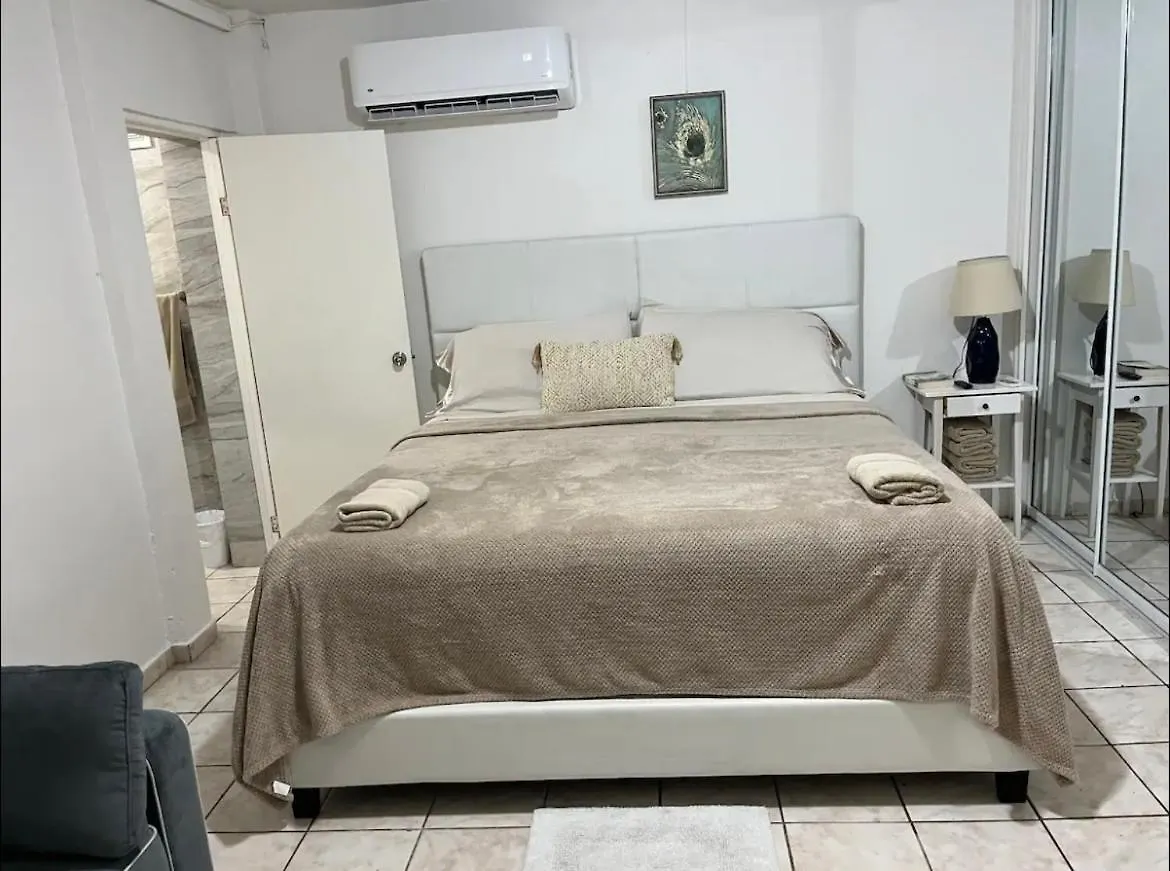 Shalex House 4 Apartment Loiza 0*,
